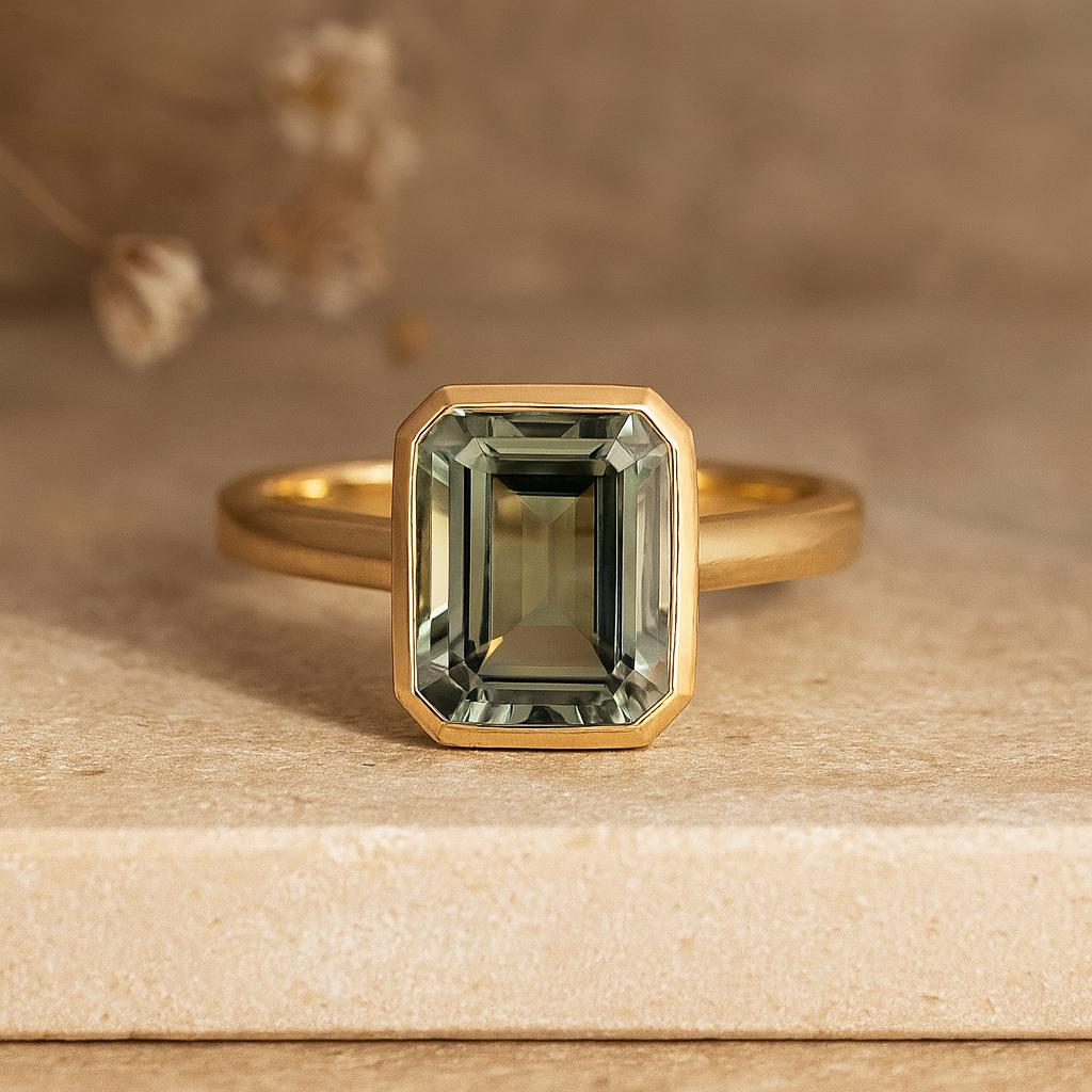 

Кольцо с зеленым аметистом огранки «изумруд», серебро с позолотой, кольцо-солитер с безельной закрепкой для женщин K серебряный