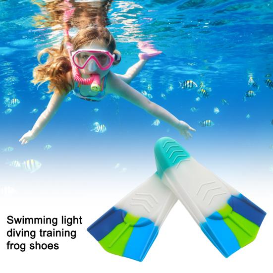 Plavecké ploutve s úložným vakem Super měkká Flexibilní Vysoce elastická silikonová Tréninková pomůcka na plavání Swim Flippers pro děti