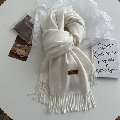 Accessoires – Schals & Tücher