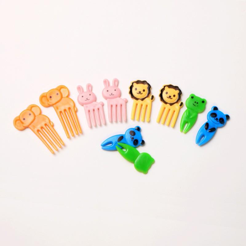 Creative Cartoon Animal Fruit Forks for Kids – Cute, Plastic Bento Picks for Household & Kitchen Use