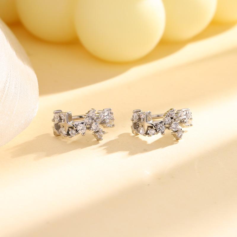 Hot 1 Pcs Irregular Star Clip Earrings For Women Fashion Simple No Piercing Ear Cuff Zircon Gift