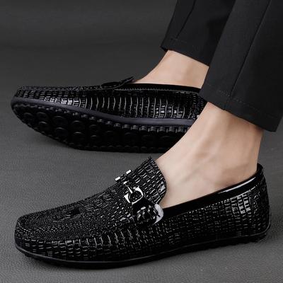 New Men Loafers Genuine Leather Moccasins Lightweight Breathable Driving Shoes Male Classical Office Footwear Men Shoes Loafers