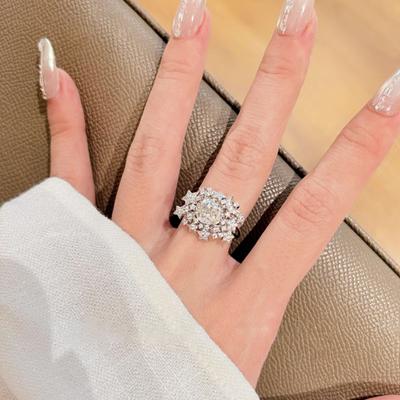 Fashion Light Luxury White Moon Fan Star Ring Niche Design Sense Simple Diamond Star Cluster Diamond Ring Stacked Women
