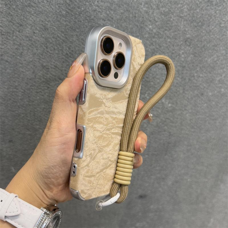 Luxury Ins Velvet Fashion Case For iPhone 16 Plus 15 14 13 12 Pro Max 11 Shockproof Silk Flannel Partern Cloth Hand Strap Cover