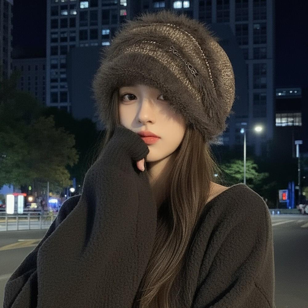 Autumn and winter warm, retro big head, big face, small plush pile hat girl