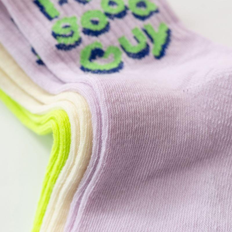 10 Pairs of Female Autumn and Winter Personality Letter Smiley Face Sports Tube Socks