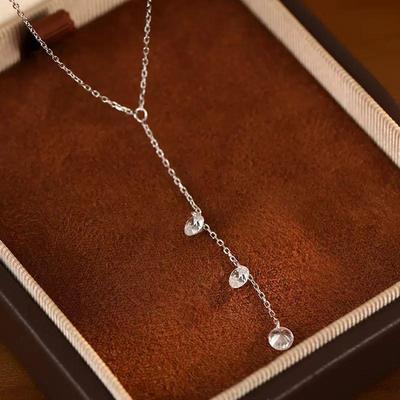 Sternentränen Schlüsselbein-Kette: S925 Sterlingsilber Quasten Halskette mit drei Diamanten, Nischen Design, Hochwertiges Gefühl, Vielseitig für Frauen