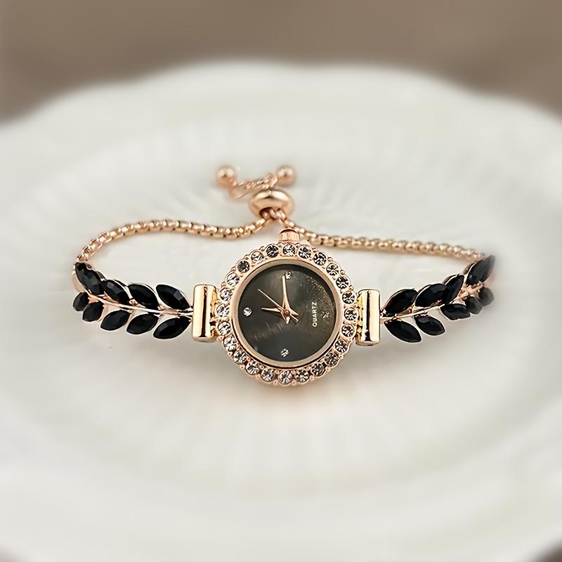 

Роскошные часы со стразами - стильные женские наручные украшения, идеально подходящие для повседневной носки или особых случаев.