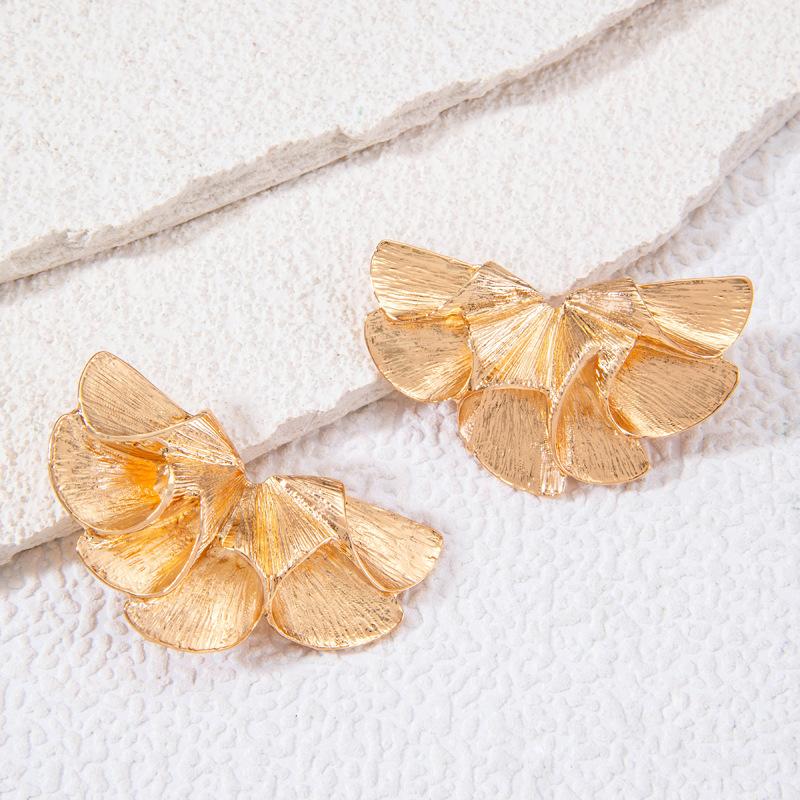 New, creative big flower alloy earrings, temperament metal petal geometric earrings