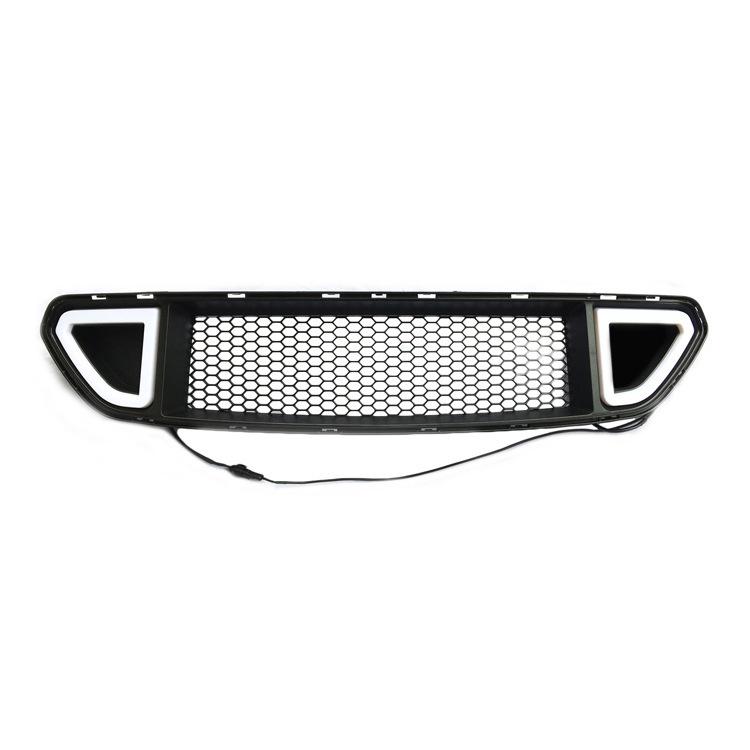 Решетка радиатора «Свиной пятачок» с LED-подсветкой для Ford Mustang 2015-2017