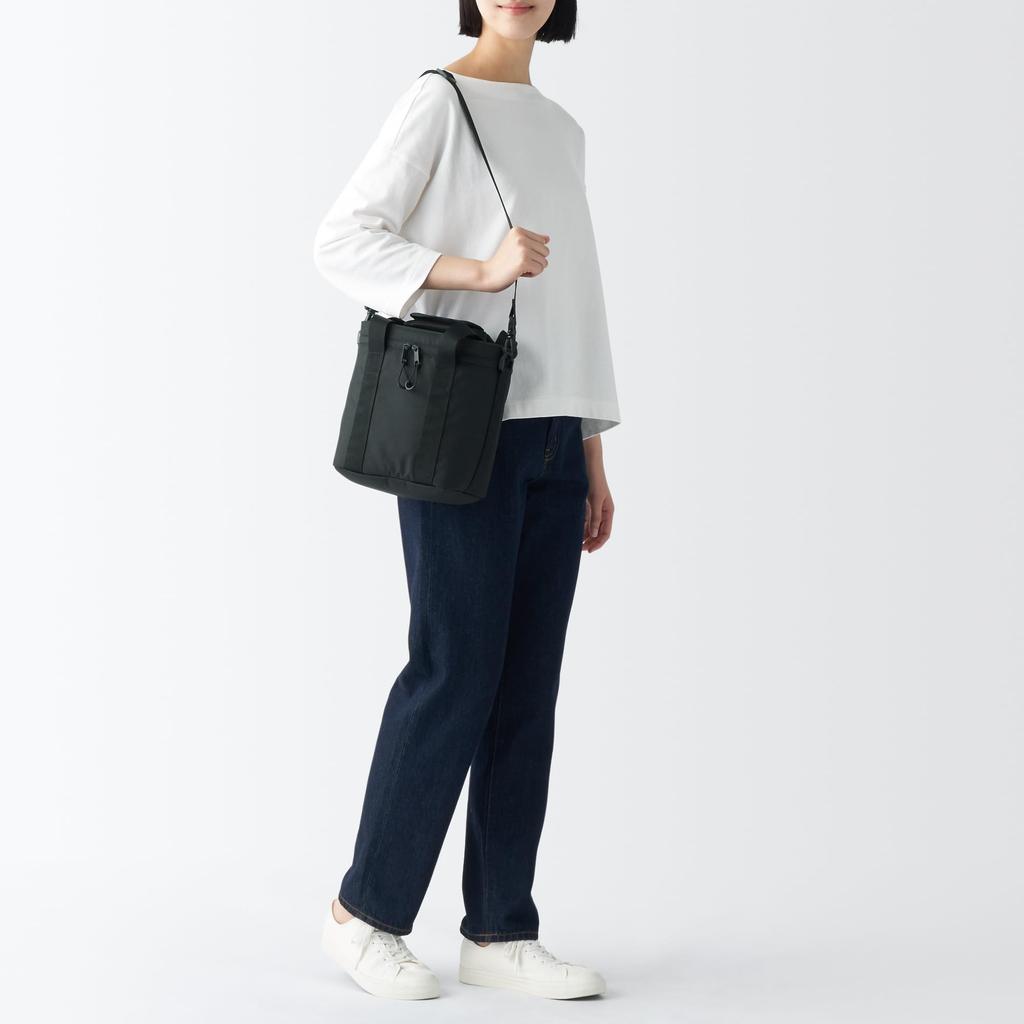 MUJI Insulated Cooler 22 X 20 X 15 84383144 Bag, Black, Medium, Cm,