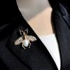 Personalized Retro Imitation Pearl Simple Exquisite Little Bee Insect Brooch Women'S Clothing Coat Accessories