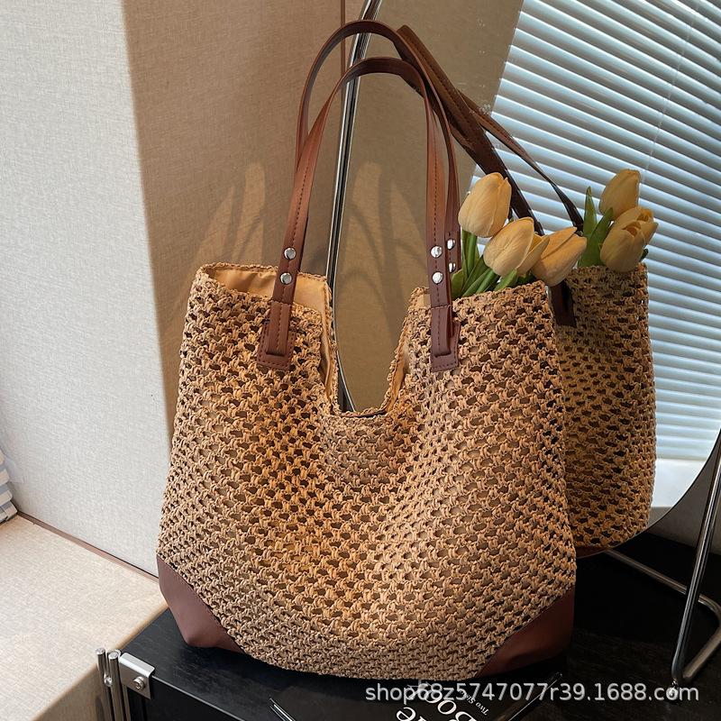 Vacation Popular Women's Bags Contrasting Colors New Straw Woven Large-capacity Armpit Bags Seaside Vacation Beach Bags Shoulder Bags