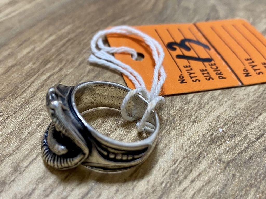 [USED] H.R. Giger sterling silver ring, size 13, ELP Lip