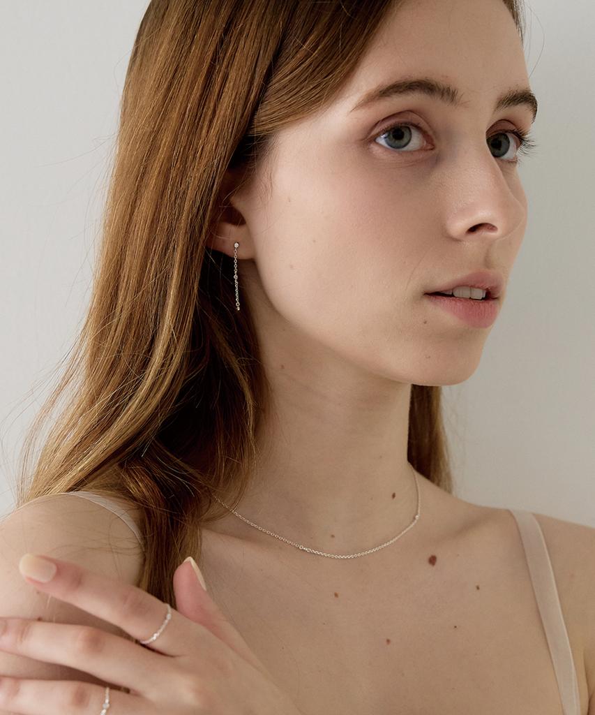 Aphrose Behind Logo Pure Dots Pendant Asymmetrical Earrings