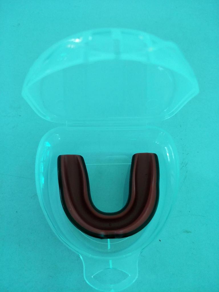 Teeth Protection Mouthguard for Sanda, Taekwondo, and Boxing - Sports Anti-Grinding Tray Protective Gear