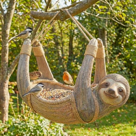 Hrănitoare pentru păsări Sasquatch Sculptură Sasquatch din Rășină Hrănitoare de Exterior Schelet Hrănitoare Decorativă pentru Păsări pentru Copac Curte Grădină Artă Decor