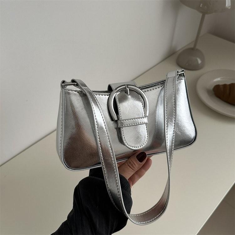 Modern Soft Small Square Underarm Bag Sleek Minimalist Crossbody Bag For Everyday Use серебряный