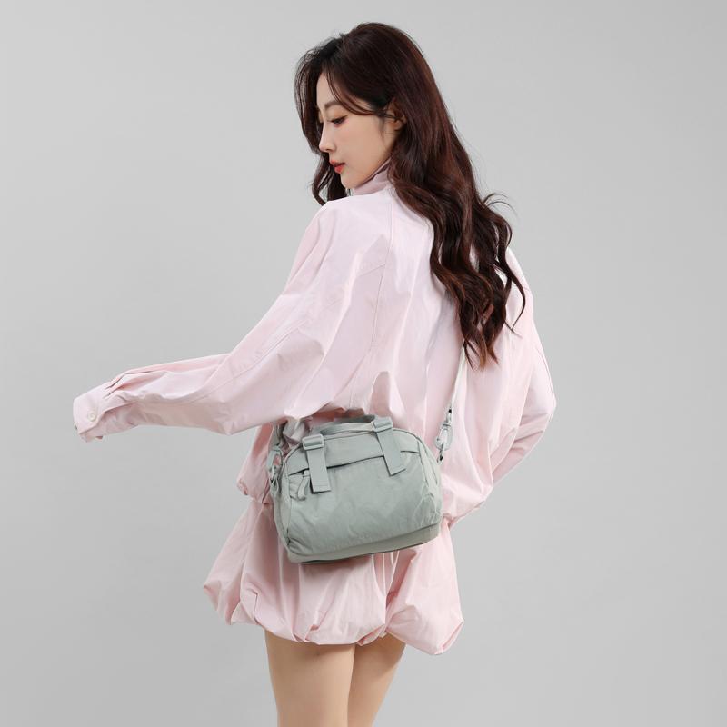 Travel Crossbody Bag Women's Shoulder Bag Portable Mother Bag