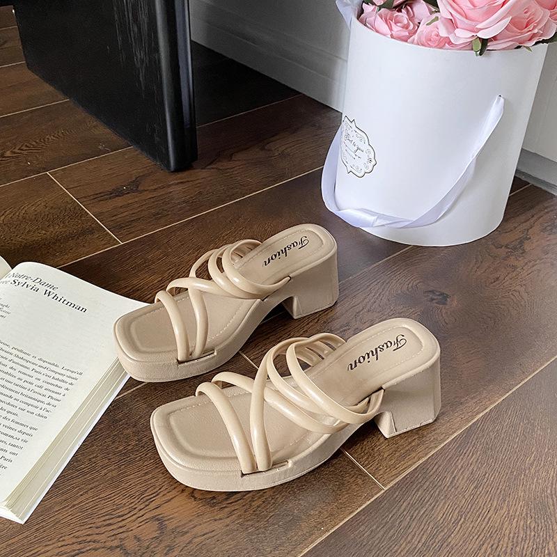 2024 Women's Thick-Soled Cross-Border Beach Sandals: Casual Summer Outdoor Flip-Flops