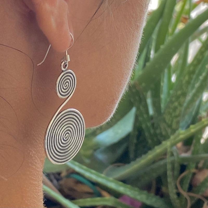 Vintage Ethnic Silver Color Metal Carving Geometric Spiral Dangle Earrings for Women Jewelry