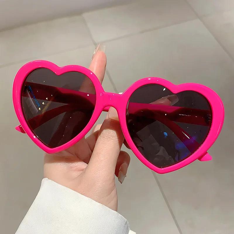 

Vintage Oversized Cute Love Heart Sunglasses Women Fashion Trendy Luxury Brand Designer Popular Sun Glasses Sexy Punk Shades As The Picture