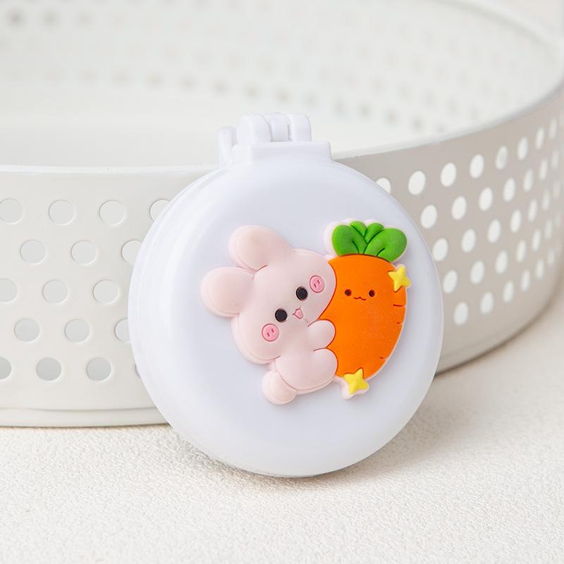 2-in-1 Mini Folding Cartoon Cushion Comb for Girls - Cute, Portable, Massage Air Cushion