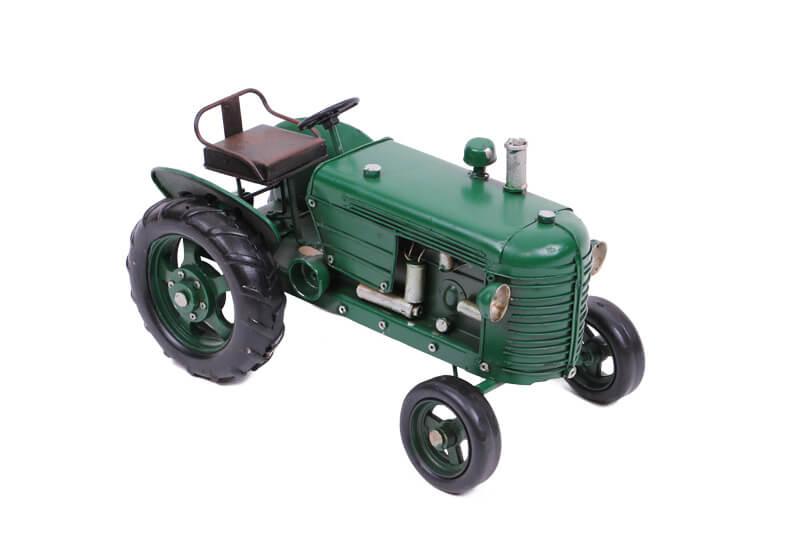 

Декоративный металлический трактор