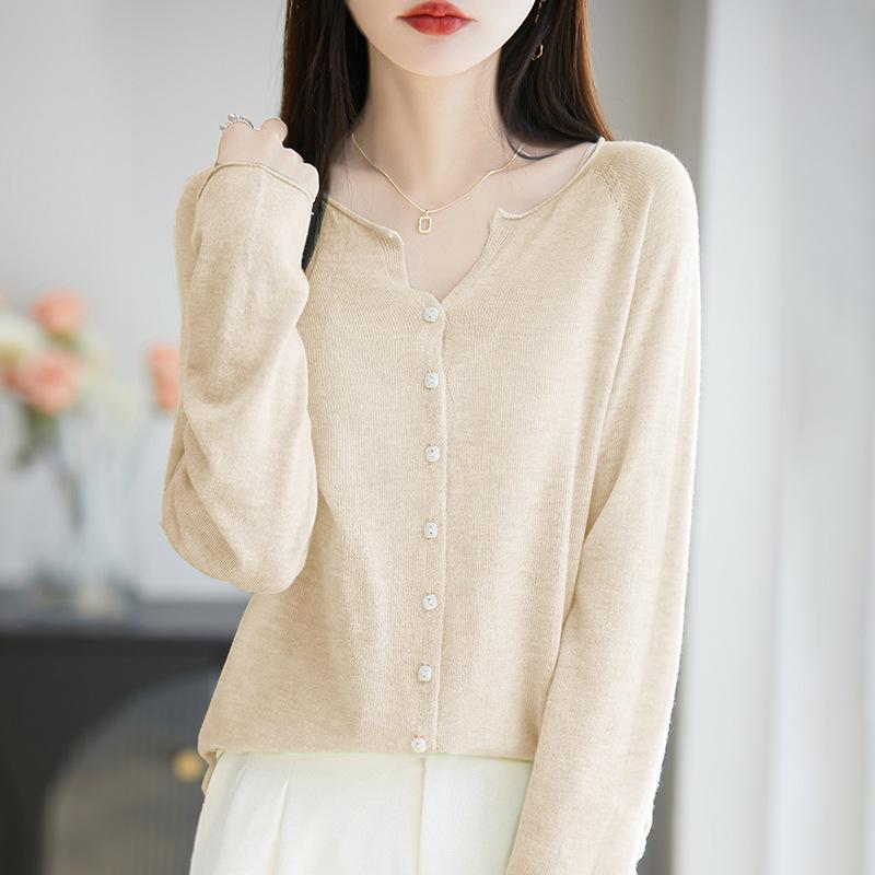 2026 Spring/Autumn Women's V-Neck Fine Wool Knit Cardigan - Long Sleeve, Solid Color, Loose Fit
