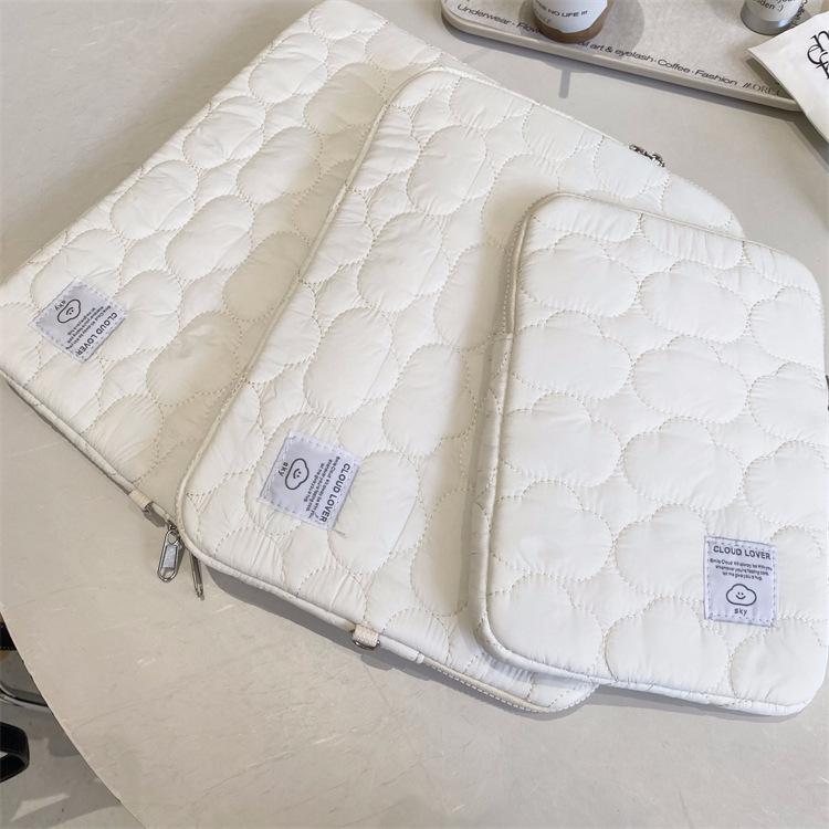 

Korean Cloud Embroidery iPad/Notebook Bag (11/13/15 inch) 11 inch білий