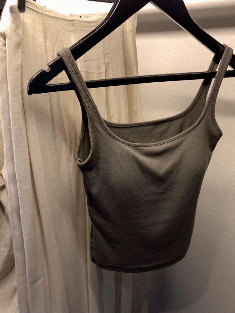 Superniniyy Slimming Strappy Camisole with Built-in Bra Pads: High Elasticity, Stylish Design, Underarm Fat Coverage.