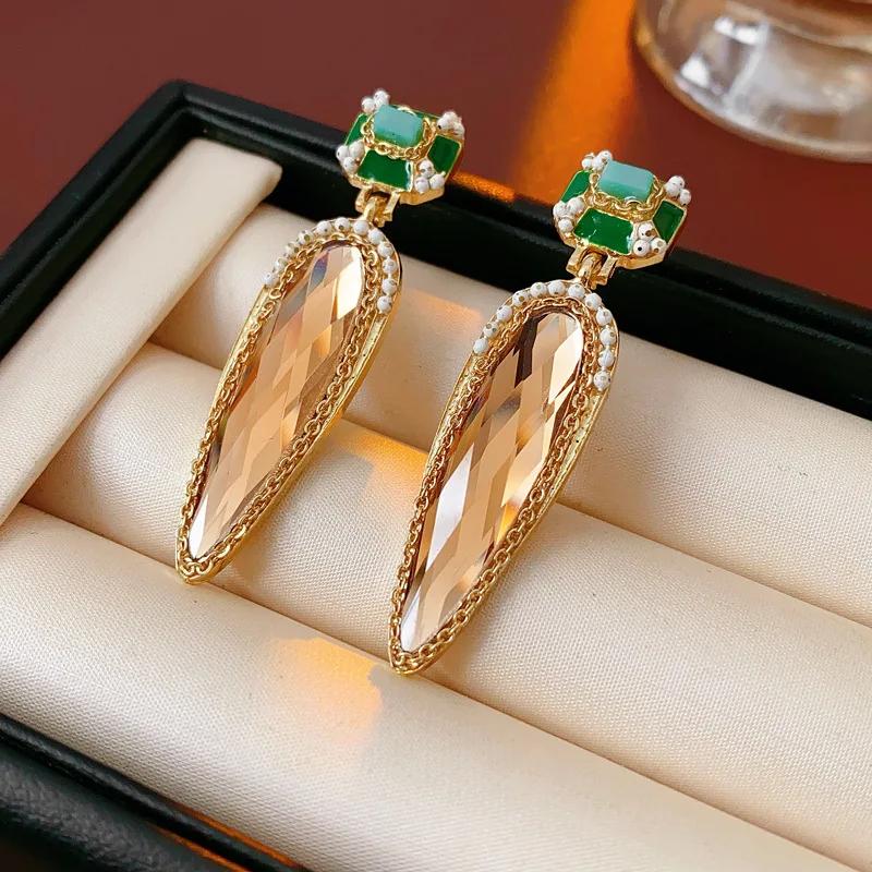 Vintage Water Drop Earrings for Woemn Inlaid with Zircon Oil Drop Square Drop Earring High-end Retro Exaggerated Zircon