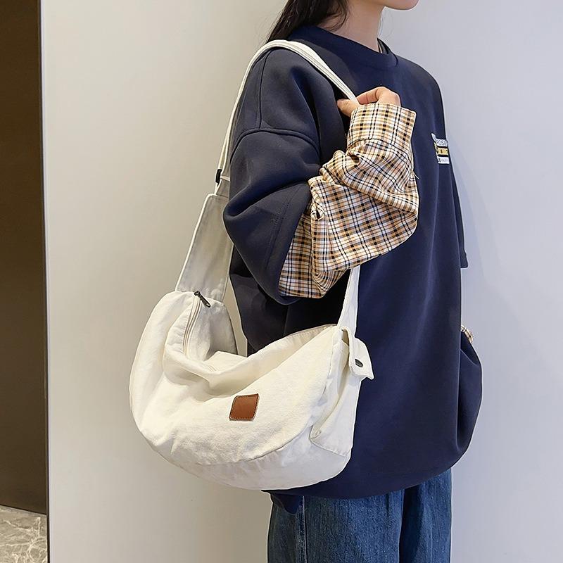Bags niche lazy wind messenger bags women's casual versatile commuter shoulder bags men's class travel canvas bags
