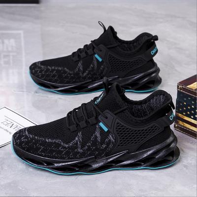 Herrenschuhe Neue Frühling und Herbst Freizeitschuhe Fliegenstrick Atmungsaktiv Laufschuhe Trendige Klinge Dicke Sohle Sport Herrenschuhe