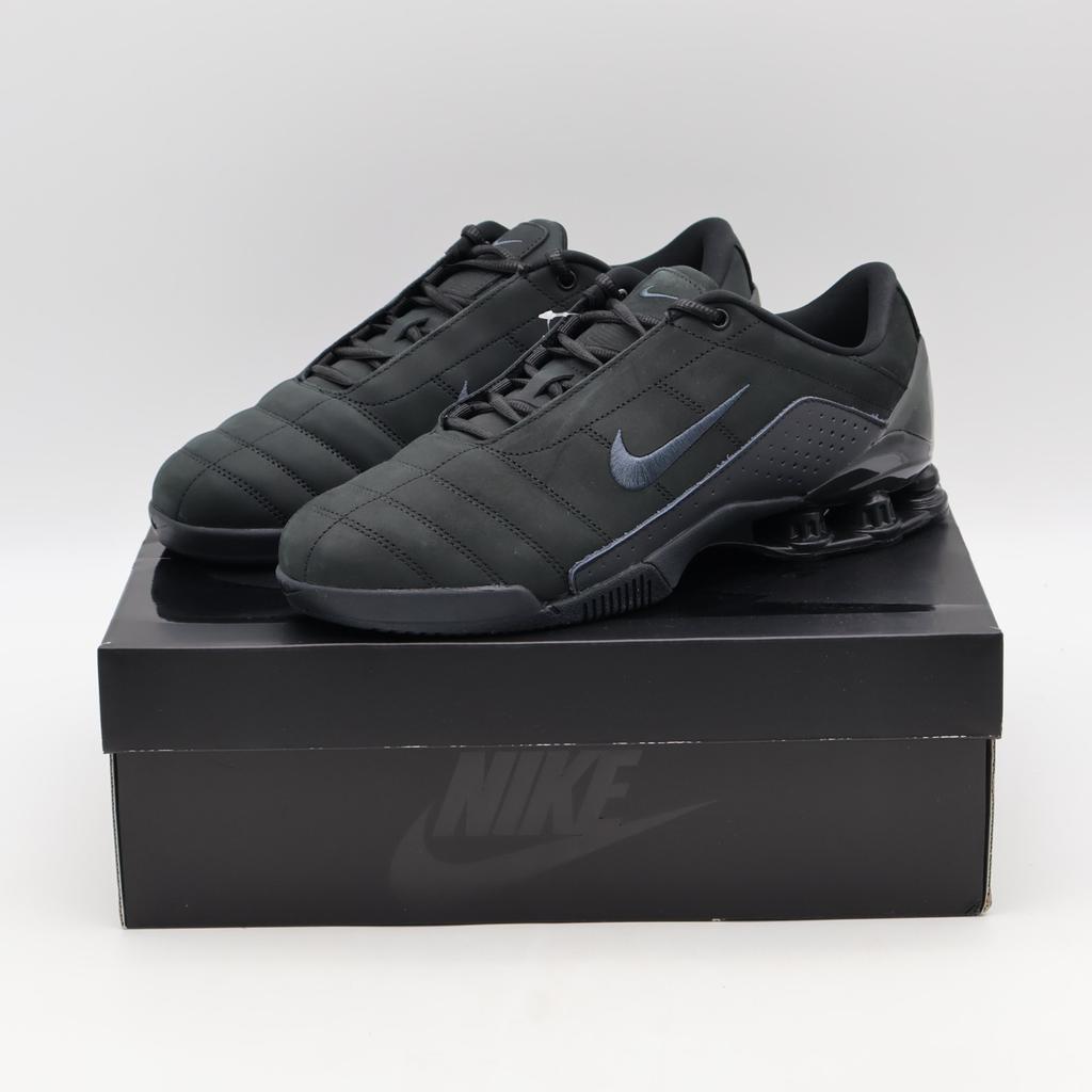 IO9934-001 Nike Total 90 Shox Magia Suede "Black" (Women's)