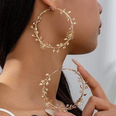 Zveličené Kruhové Náušnice pro Ženy List Květ Zlatá Barva Velké Kruhové Náušnice Vintage Trend Dámské Šperky Dárek