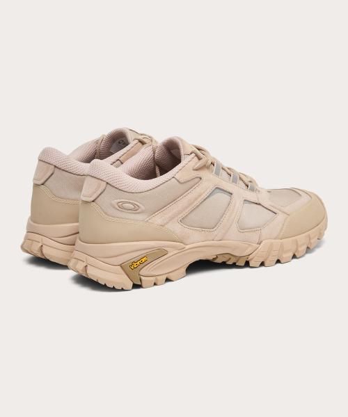 [Oakley] Unisex Sierra Terrain Sneaker - Hummus [FOF10054131R]