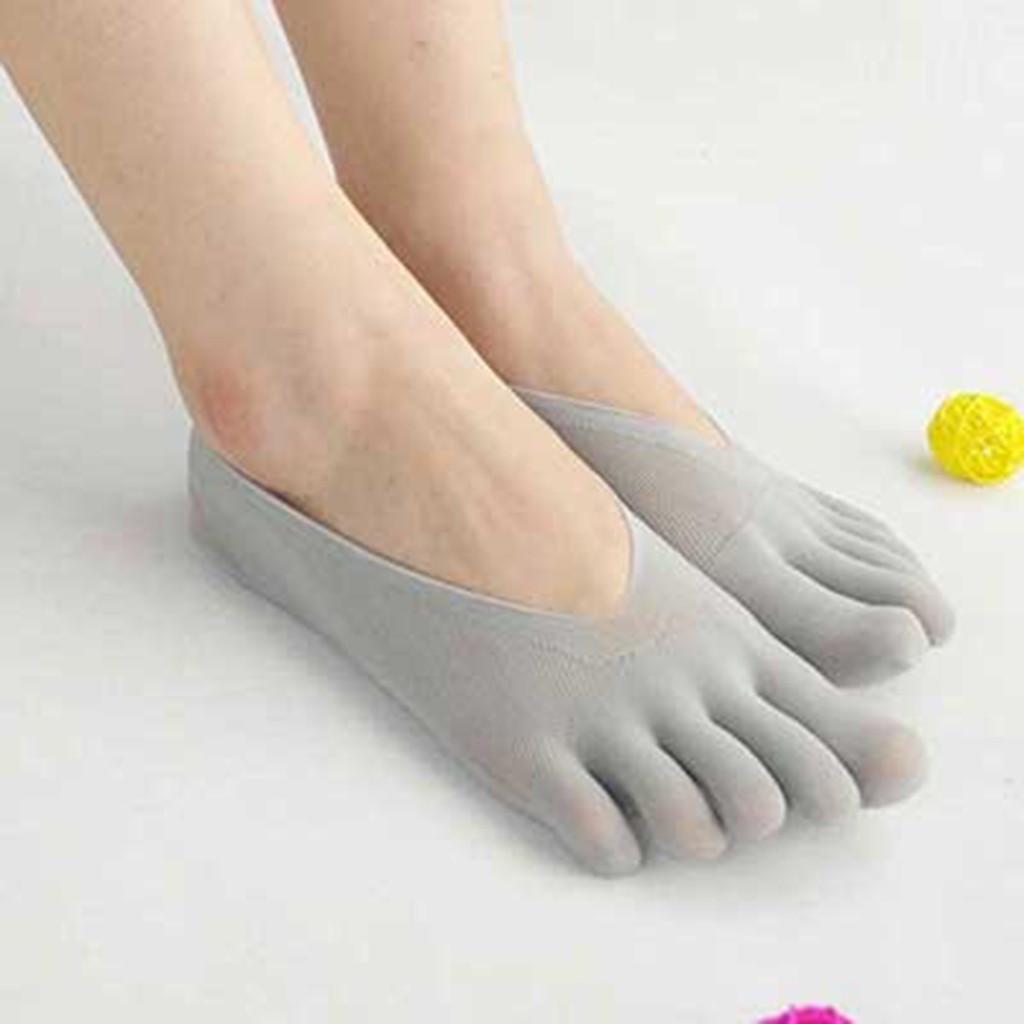 Ultra Thin Five Toe Mesh Socks for Women Low Cut No Show Silicone Grip Non Slip Invisible Socks Breathable Lightweight Footwear