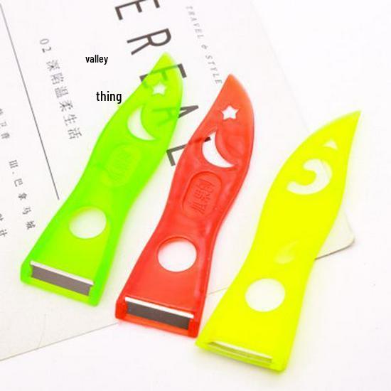 Multi-Functional Portable Fruit & Potato Peeler with Grater Multi-functional Plastic Grater