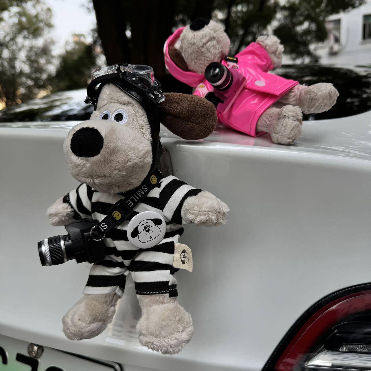 

Cute Pilot Leader Dog Plush Toy for Car 23cm Keychain