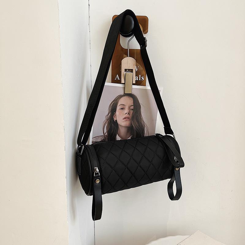 Rhombus indentation temperament simple small fresh shoulder messenger bag spring and summer cylinder bag fashion