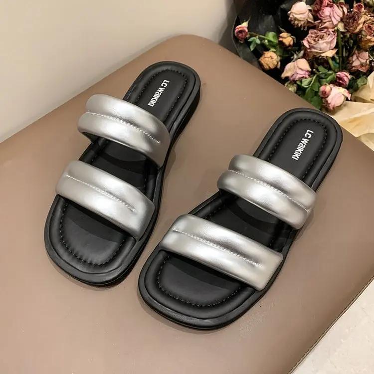 Fashion Summer Fashion Slip-on Casual Outdoor Beach Women Flip Flops Designer New Soft Bottom Leather Women's Slippers Shoes