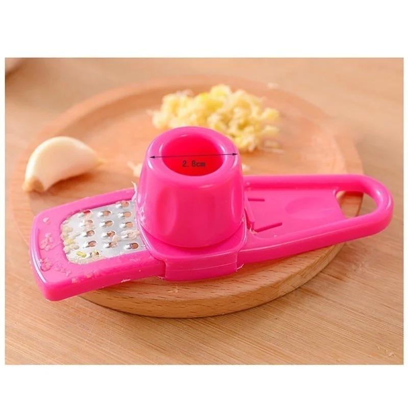 

Kitchen Gadget Multi-functional Creative Garlics Grinder GarlicPaste GarlicPress KitchenTool Household VegetableTools Homegadget красный