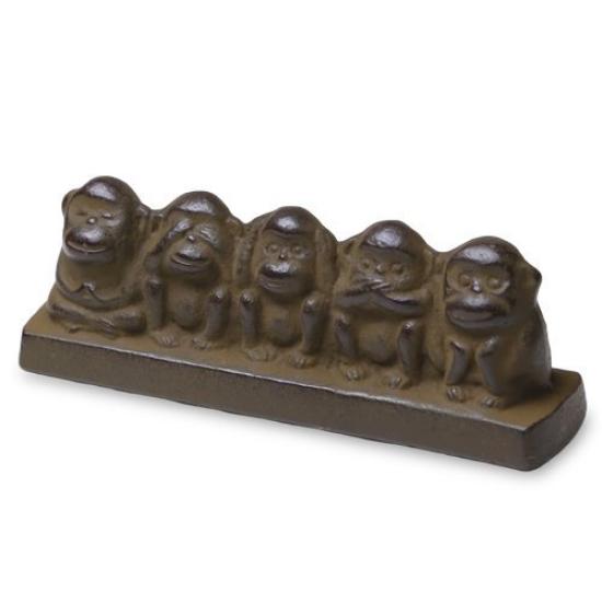

Hakuhodo Sumitani Saburo Shoten Чугунная пресс-папье Пять обезьян 6-11