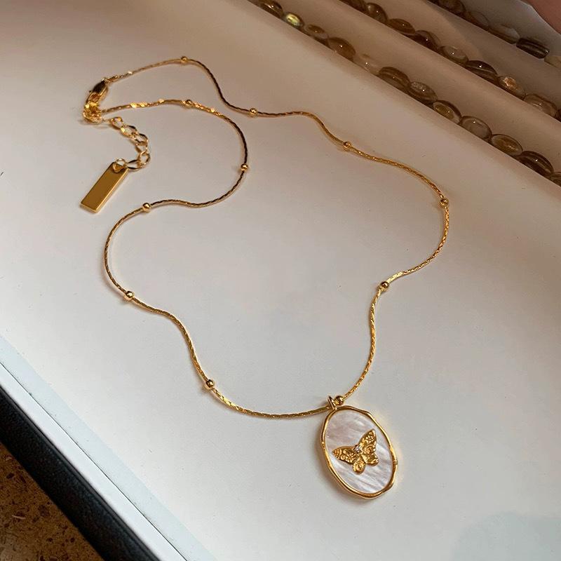 

Легкое роскошное овальное ожерелье с бабочкой из ракушек, украшенное бисером, фритиллярией, женская уникальная высококачественная темпераментная универсальная цепочка на шею, цепочка на ключицу