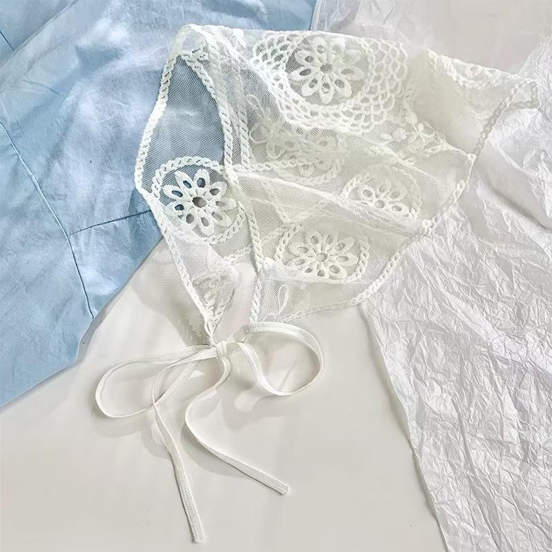 Fashion Lace Hair Scarf Wraps Women Retro White Lace Floral Triangle Headscarf Hat Travel Photo Headband Hair Accessories