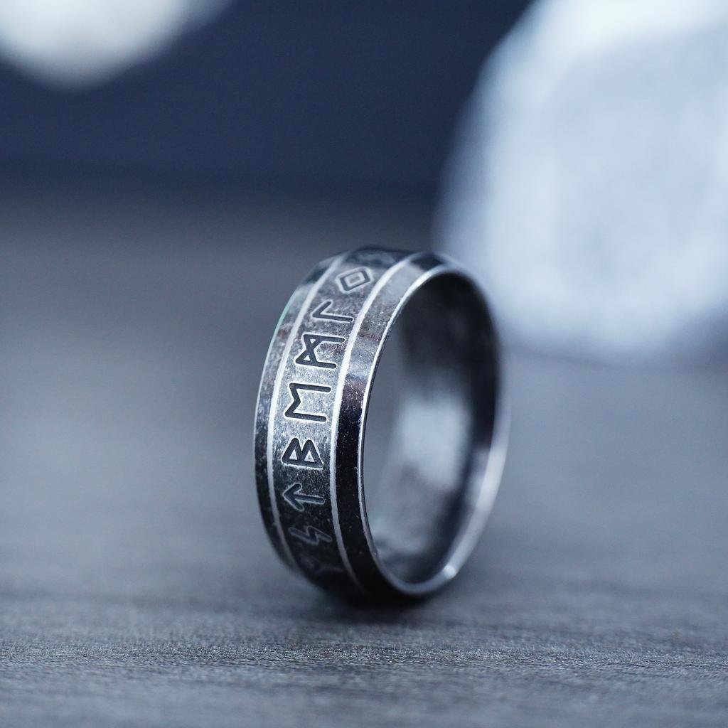 Mote Vintage Enkel Viking Rune Ring for Menn Kvinner Rustfritt Stål Nordisk Keltisk Knute Ringer Par Amulett Smykker