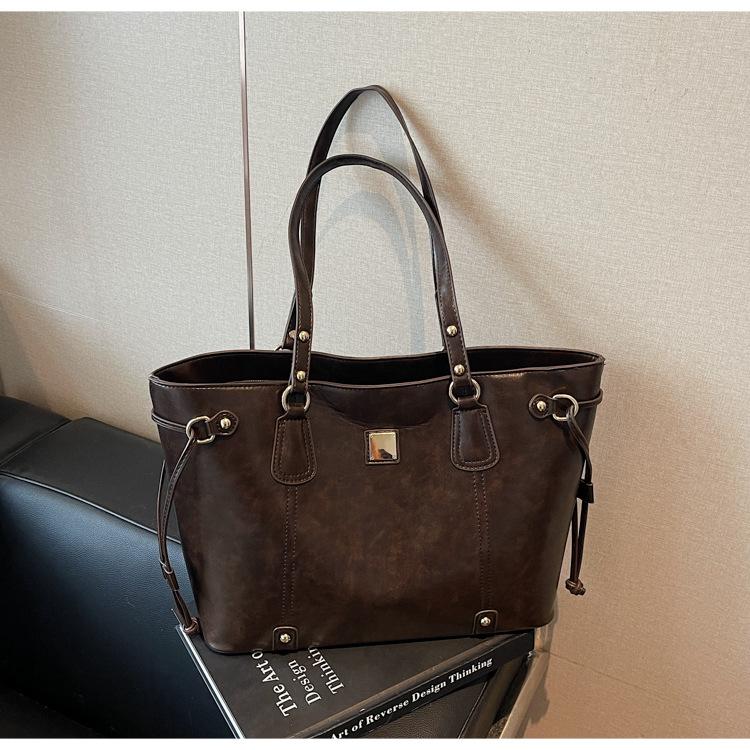 Retro bag women's large capacity 2205 autumn and winter versatile simple shoulder bag premium texture tote bag
