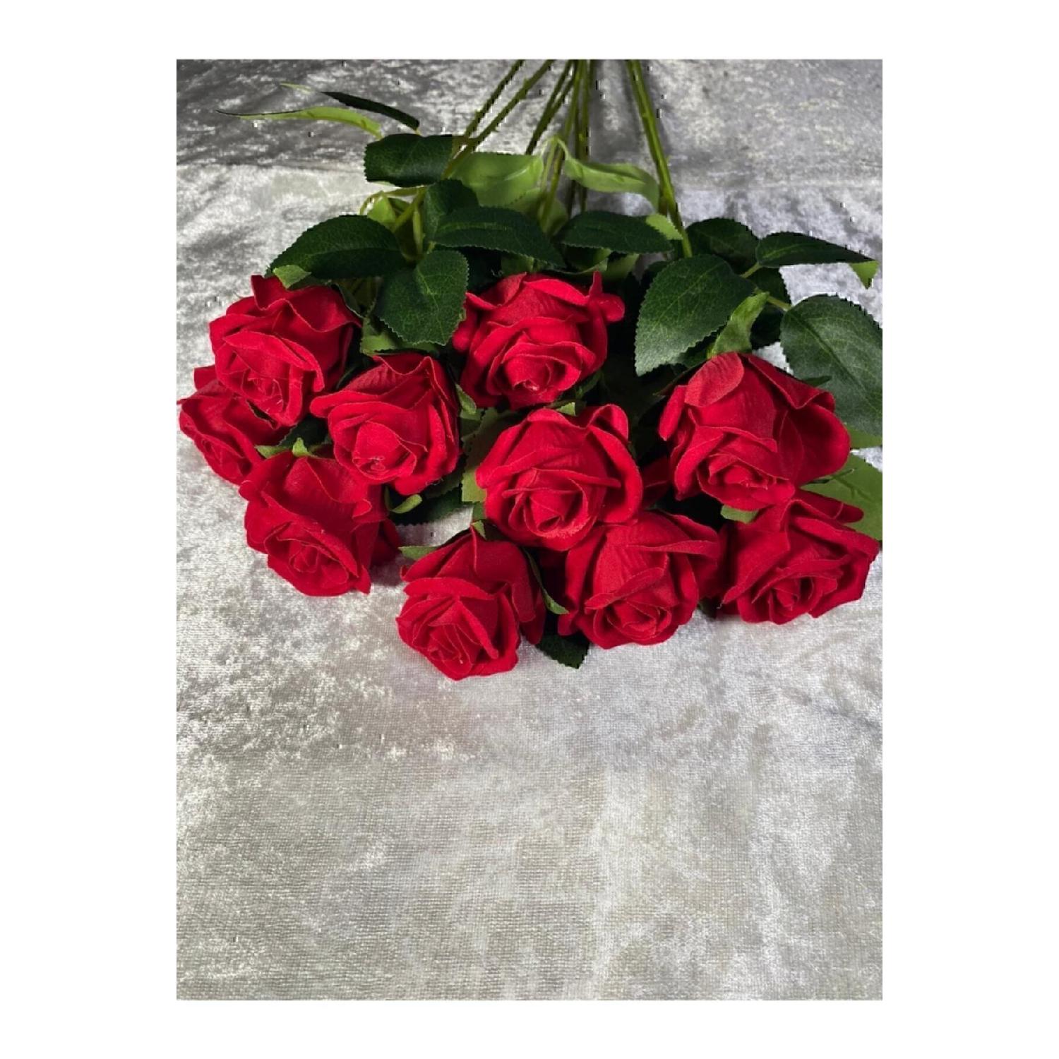

Искусственные бархатные розы 10 шт. красные 50 см красный