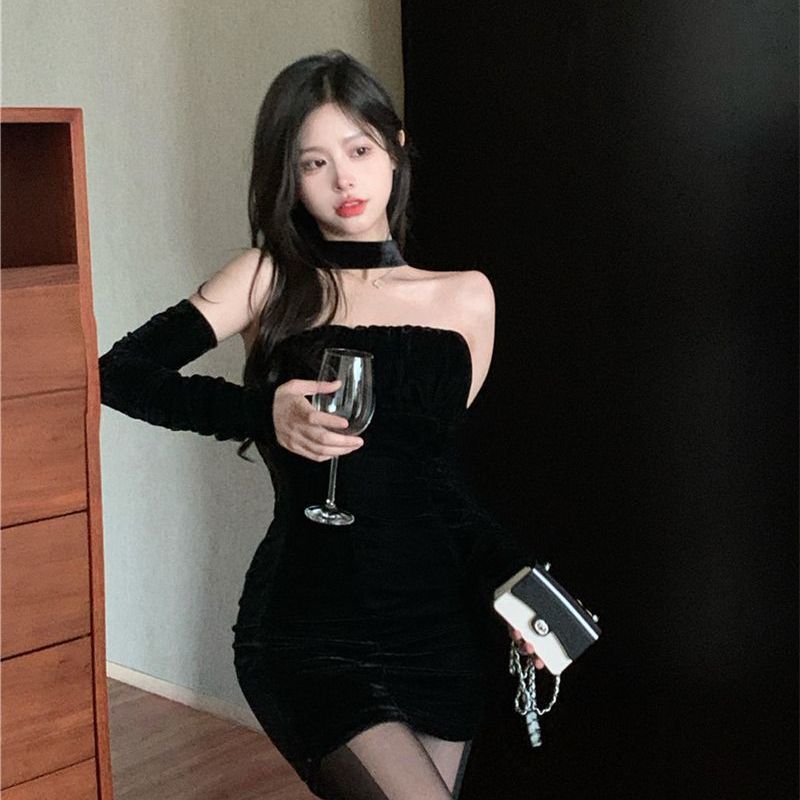 French Temperament Sexy Tube Top Black Dress Women's Spring Spice Slim Slim Slim Hip Short Skirt with Sleeves